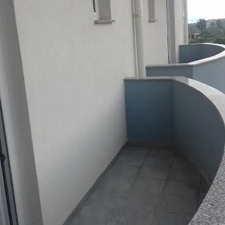 Apartmani Niko 1 Radovin Exterior photo
